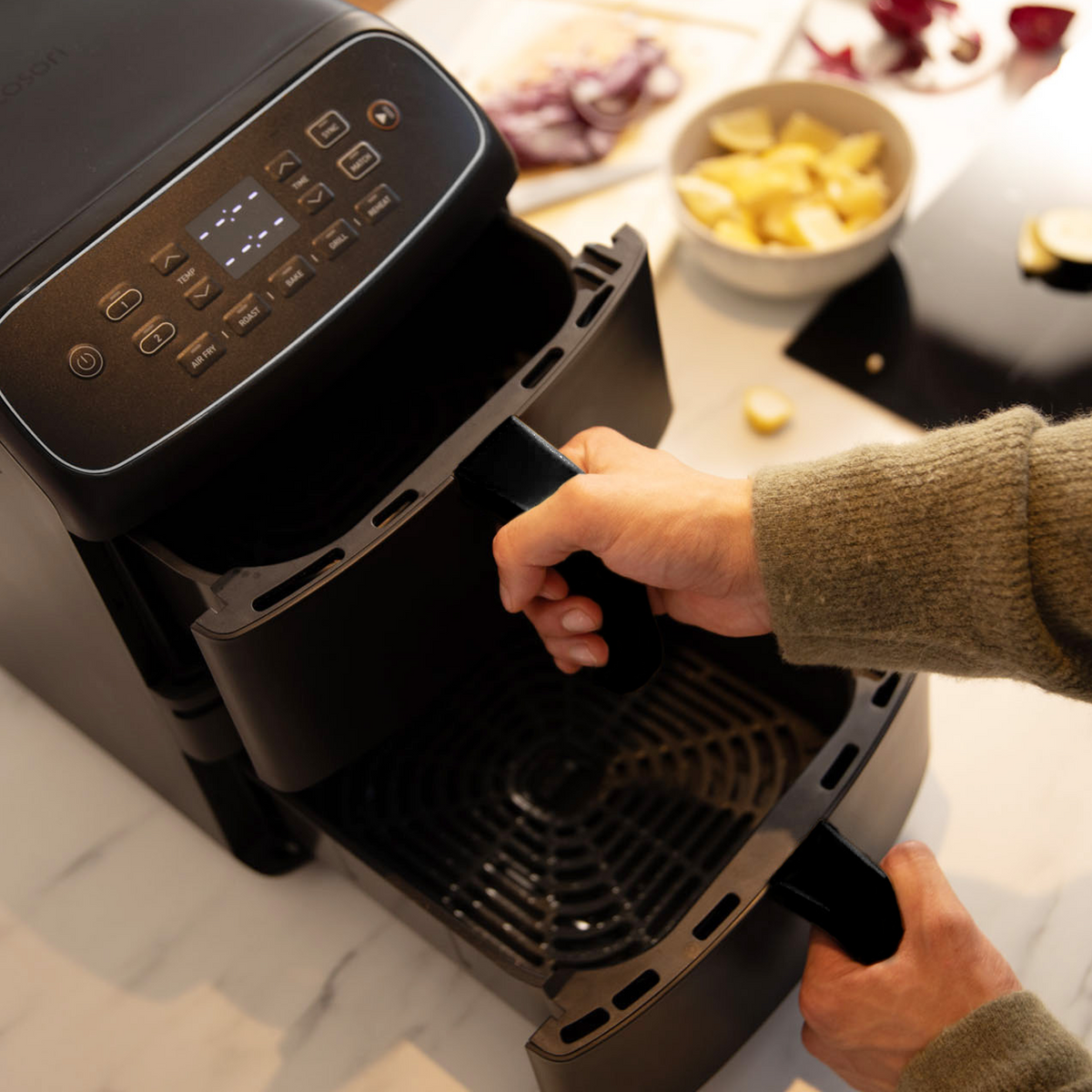 COSORI Turbo Tower™ Compact 8,6-Liter Heißluftfritteuse