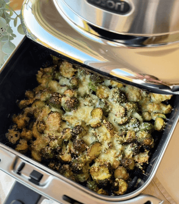 Knuspriger Rosenkohl mit Parmesan