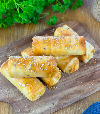 Knusprige Fetataschen mit Honig und Sesam - COSORI DE