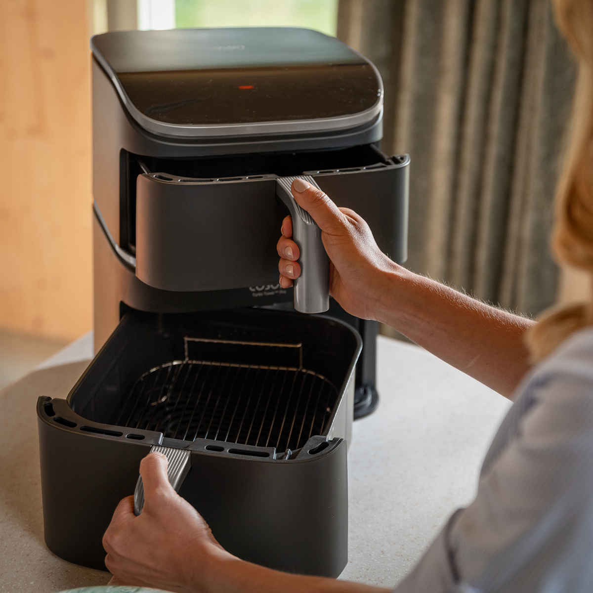 COSORI Turbo Tower™ 10,8-Liter Heißluftfritteuse Pro Smart