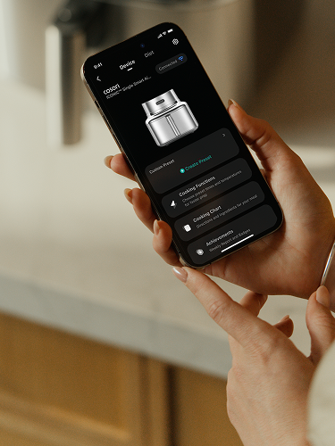 Steuerung der COSORI Iconic Single Heißluftfritteuse über die COSORI App per Smartphone